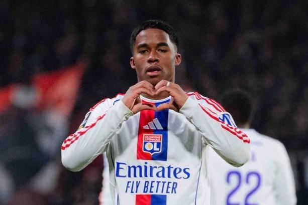 开云官网-恩德里克成为五大联赛最年轻的巴西籍戴帽球员，超越罗纳尔多